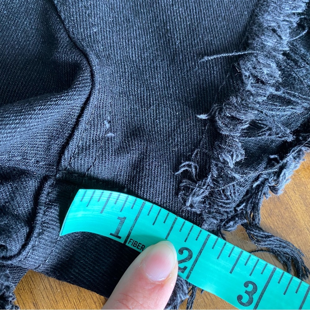 shein black denim shorts - Picture 4 of 8